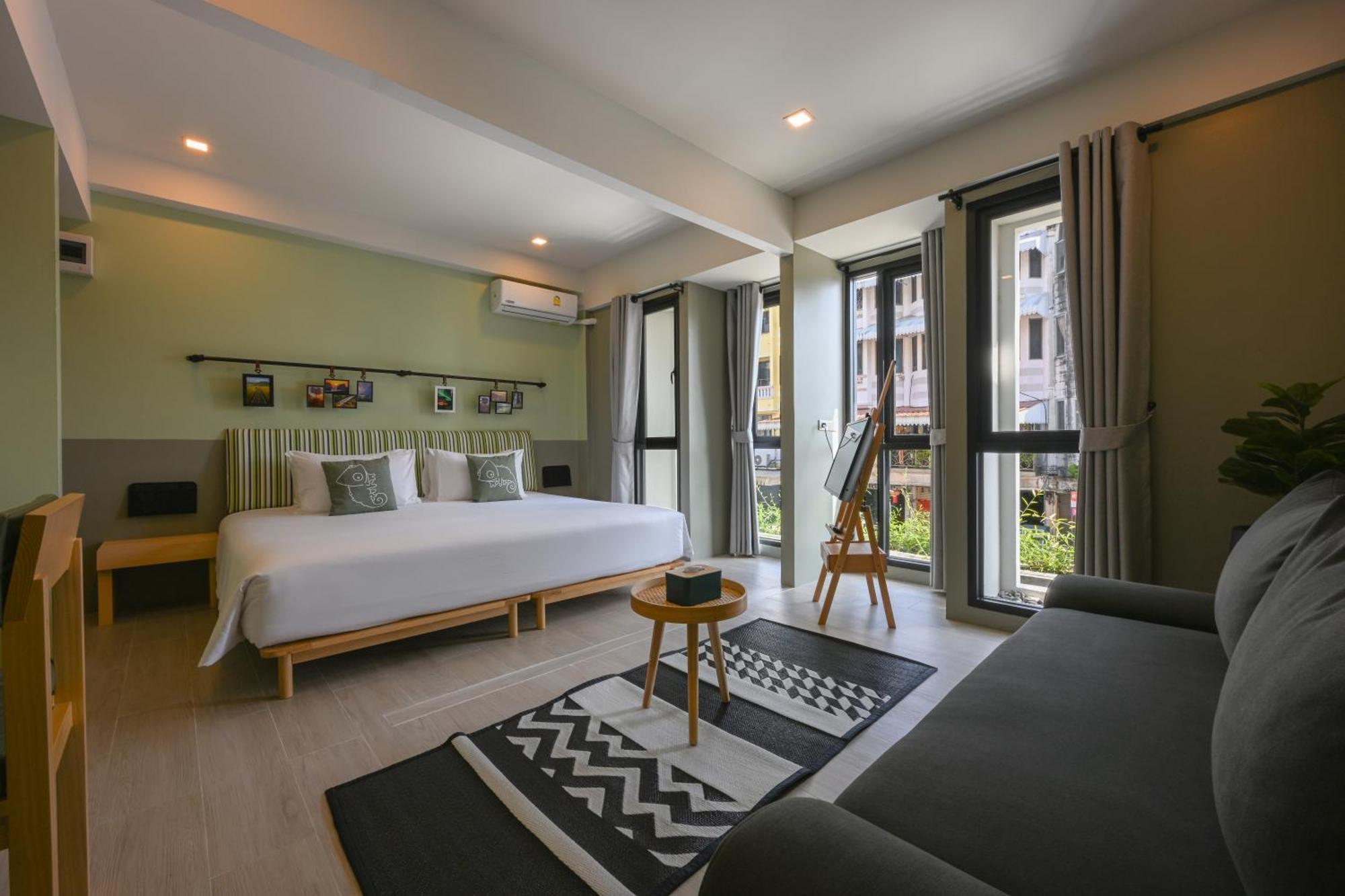 Chamemon Bed Phuket Town Hotell Exteriör bild
