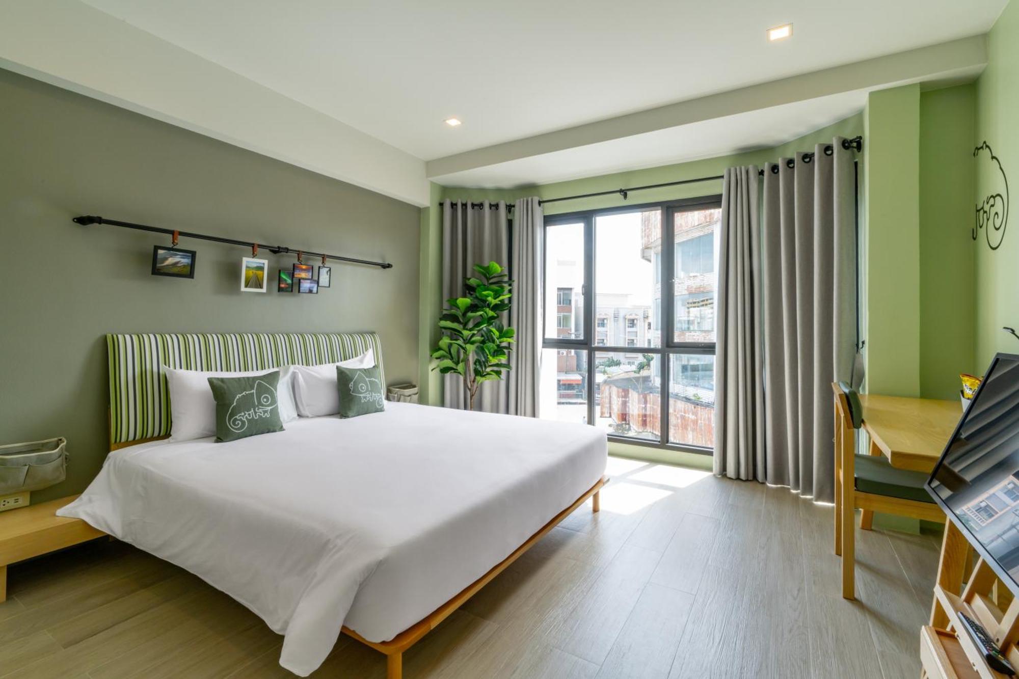 Chamemon Bed Phuket Town Hotell Exteriör bild