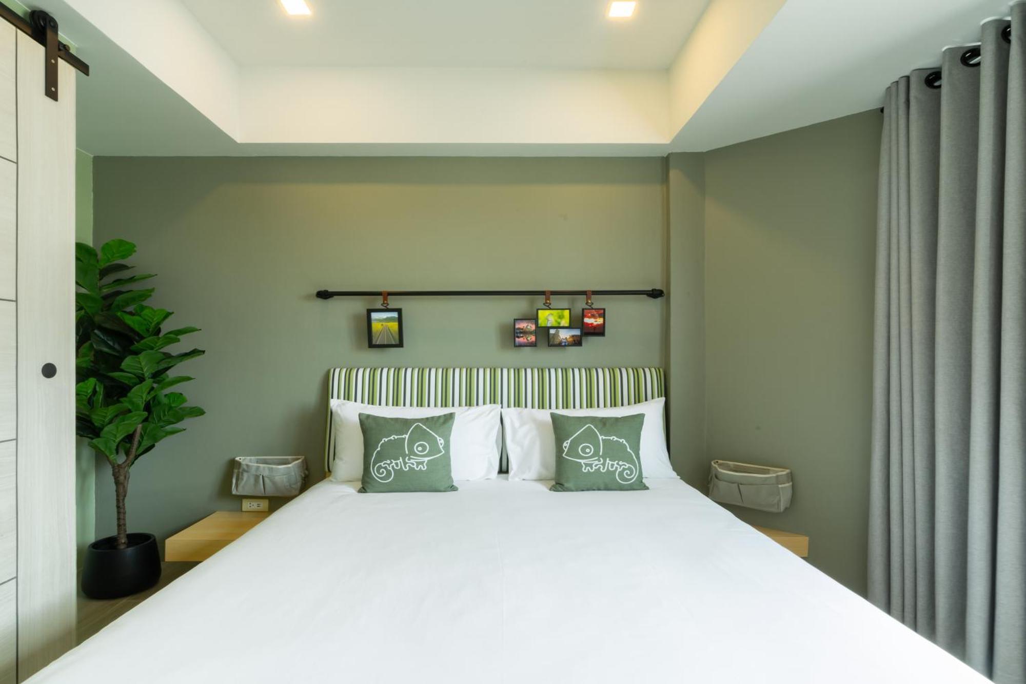 Chamemon Bed Phuket Town Hotell Exteriör bild