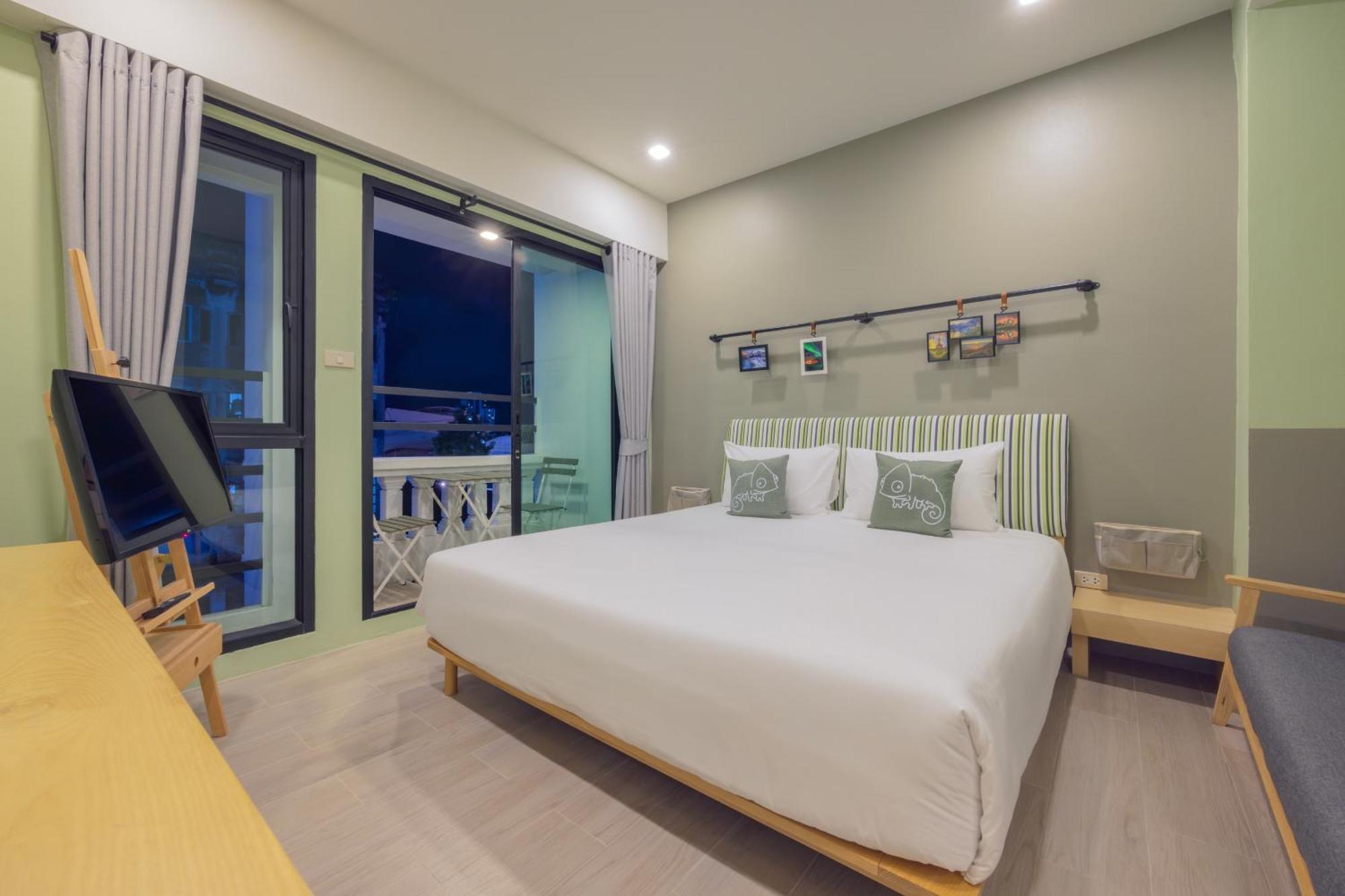 Chamemon Bed Phuket Town Hotell Exteriör bild