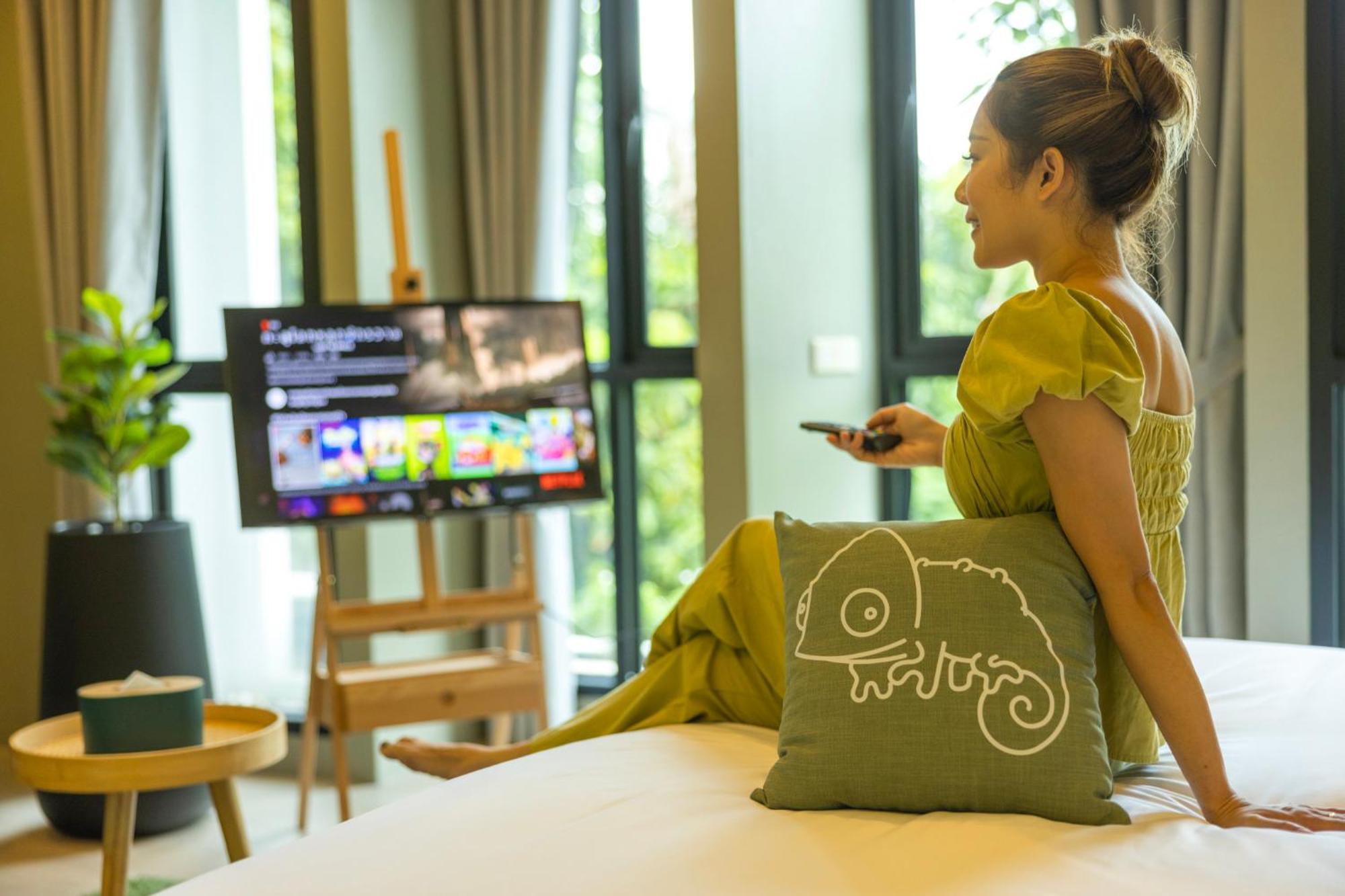 Chamemon Bed Phuket Town Hotell Exteriör bild